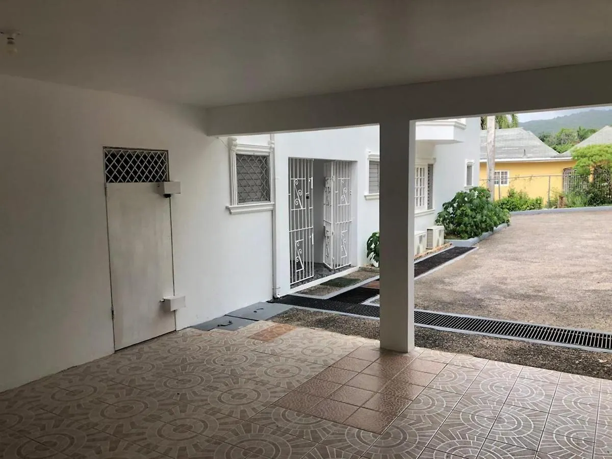 Guest house Hunters Villa Montego Bay