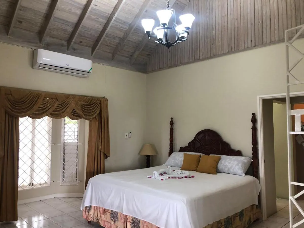Guest house Hunters Villa Montego Bay Jamaica
