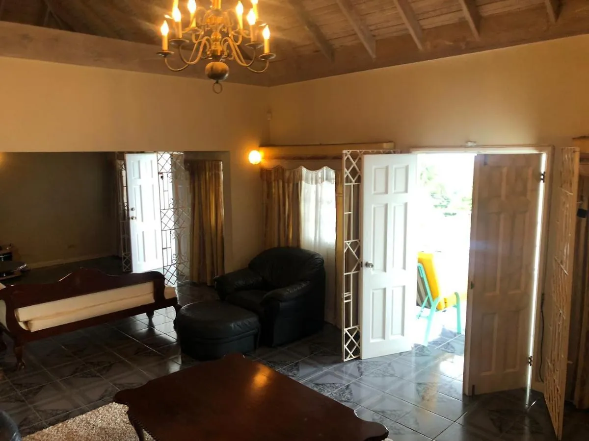 Guest house Hunters Villa Montego Bay