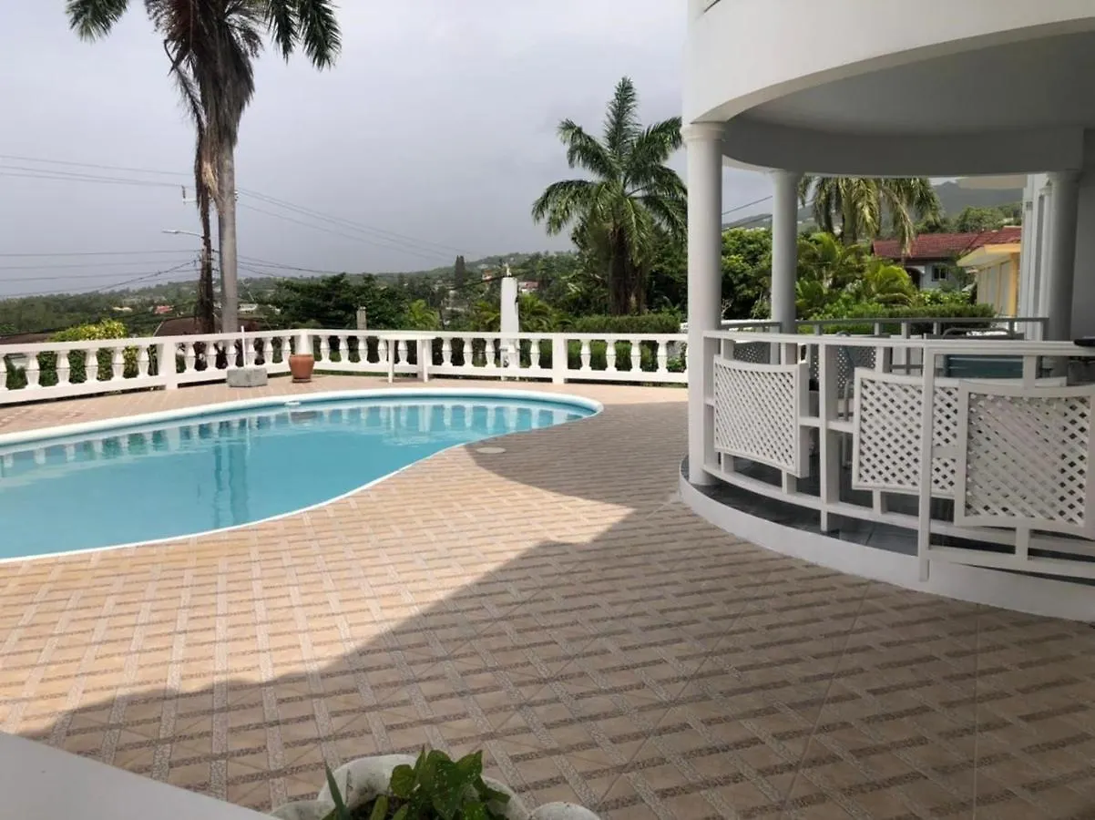 Hunters Villa Montego Bay Guest house