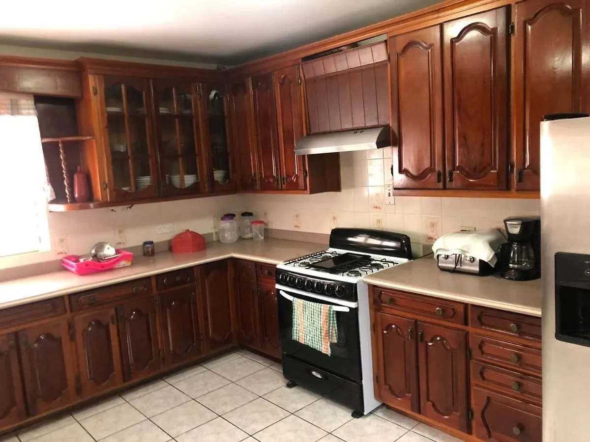 Guest house Hunters Villa Montego Bay