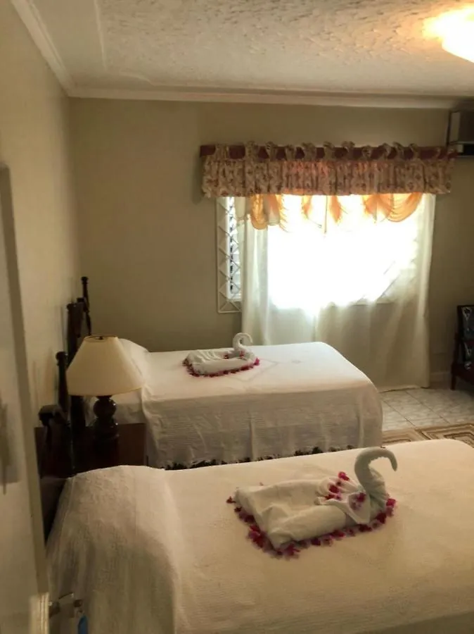Guest house Hunters Villa Montego Bay Jamaica