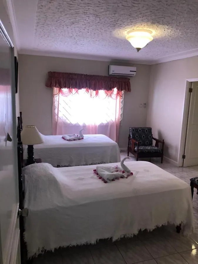 Guest house Hunters Villa Montego Bay